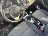 Usata Toyota Auris Active 132 CV (97 kW) 2013 Grigio Berlina