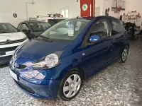 Usata Toyota Aygo 68 CV (50 kW) 2007 Blu Utilitaria
