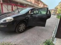 Usata Fiat Grande Punto 90 CV (66 kW) 2012 Nero Utilitaria
