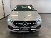 Usado Mercedes GLA180 AMG 116 CV (85 kW) 2021 Gris SUV