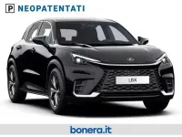 Nuova Lexus LBX 136 CV (100 kW) 2026 Nero SUV