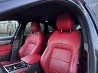 Usata Jaguar F-Pace R-Dynamic 204 CV (150 kW) 2022 Grigio SUV