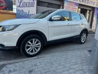 Usata Nissan Qashqai Tekna 110 CV (80 kW) 2015 Bianco SUV