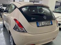 Usata Lancia Ypsilon Gold 95 CV (69 kW) 2016 Utilitaria