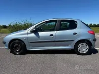 Usata Peugeot 206 60 CV (44 kW) 2001 Grigio Berlina
