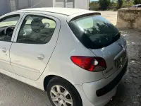 Usata Peugeot 206 60 CV (44 kW) 2009 Bianco Berlina