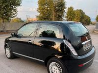 Usata Lancia Ypsilon 90 CV (66 kW) 2007 Nero Utilitaria