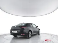 Usata Alfa Romeo GT Distinctive 150 CV (110 kW) 2004 Grigio Coupé