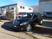Usata Lancia Ypsilon 75 CV (55 kW) 2011 Nero Utilitaria