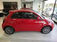 Usata Fiat 500e Red 86 kW (118 CV) 2024 Rosso Berlina