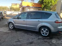 Usata Ford S-MAX Titanium 140 CV (102 kW) 2008 Grigio Monovolume