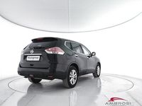 Begagnad Nissan X-Trail Tekna 131 HK (96 kW) 2017 Svart SUV