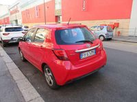Usata Toyota Yaris Hybrid Active 75 CV (55 kW) 2017 Rosso Berlina