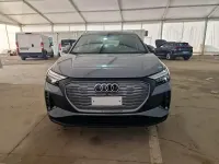 Usado Audi Q4 e-tron 194 kW (265 CV) 2022 Gris SUV