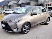 Usata Toyota Yaris Hybrid Active 73 CV (53 kW) 2017 Grigio Berlina