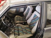 Begagnad Lancia Delta 140 HK (102 kW) 1990 Halvkombi