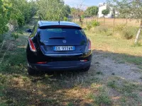 Usata Lancia Delta 120 CV (88 kW) 2011 Utilitaria