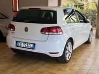 Usata VW Golf VI Highline 102 CV (75 kW) 2010 Bianco Utilitaria