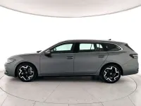 Nuova VW Passat R-line 193 CV (141 kW) 2026 Grigio Station wagon