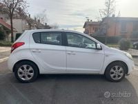 Usata Hyundai i20 78 CV (57 kW) 2010 Bianco Utilitaria