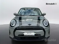 Usata Mini ONE 102 CV (75 kW) 2022 Moonwalk grey metallic. Utilitaria