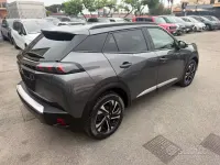 Usata Peugeot 2008 Allure 110 CV (80 kW) 2021 Grigio SUV