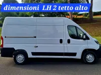 Gebraucht Peugeot Boxer Premium 140 PS (102 kW) 2022 Weiß Van