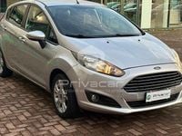 Usata Ford Fiesta 75 CV (55 kW) 2015 Bianco Utilitaria