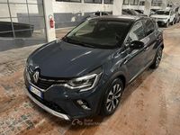 Usata Renault Captur Techno 143 CV (105 kW) 2023 Blu/azzurro SUV
