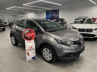 Usata Renault Captur 90 CV (66 kW) 2015 Grigio SUV