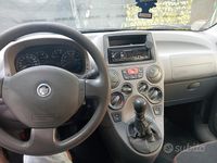 Usata Fiat Panda 69 CV (50 kW) 2005 Grigio Berlina