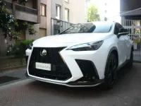 Usata Lexus NX450h+ Sport Line 185 CV (136 kW) 2022 Bianco perla SUV