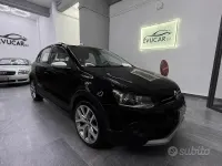 Käytetty VW Polo Cross 90 HP (66 kW) 2017 Musta Viistoperä