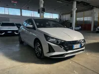 Usata Hyundai i20 101 CV (74 kW) 2024 Bianco Utilitaria