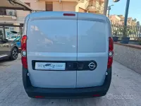 Usata Opel Combo 95 CV (69 kW) 2018 Grigio Monovolume