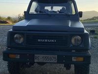 Begagnad Suzuki Samurai 64 HK (47 kW) 1988 Grå SUV