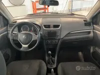Usata Suzuki Swift 95 CV (69 kW) 2010 Rosso Utilitaria