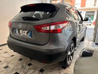 Usata Nissan Qashqai Tekna 131 CV (96 kW) 2017 Grigio SUV