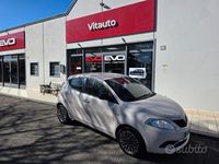 Usata Lancia Ypsilon Gold 69 CV (50 kW) 2016 Beige Utilitaria