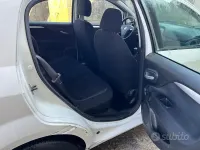 Usata Fiat Punto Easy 95 CV (69 kW) 2013 Bianco Utilitaria