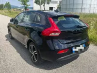 Usata Volvo V40 Summum 114 CV (83 kW) 2014 Nero Berlina