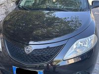 Usata Lancia Ypsilon Gold 69 CV (50 kW) 2018 Nero Utilitaria