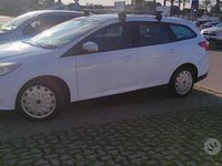 Usata Ford Focus 105 CV (77 kW) 2014 Bianco Station wagon