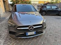 Begagnad Mercedes B200 Premium 150 HK (110 kW) 2020 Minibuss