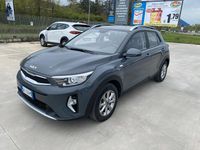 Usata Kia Stonic Urban 81 CV (59 kW) 2023 Grigio SUV