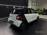 Usata Smart ForFour Edition #1 71 CV (52 kW) 2015 Bianco Utilitaria
