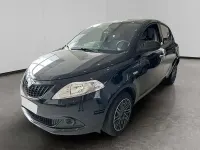 Usata Lancia Ypsilon Gold 70 CV (51 kW) 2023 Grigio Utilitaria