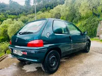 Usata Peugeot 106 60 CV (44 kW) 1997 Verde Utilitaria