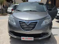 Usata Lancia Ypsilon Gold 85 CV (62 kW) 2014 Grigio Utilitaria