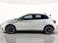 Nuova VW Polo R-line 95 CV (69 kW) 2026 Reflex silver metallizzato ner Utilitaria